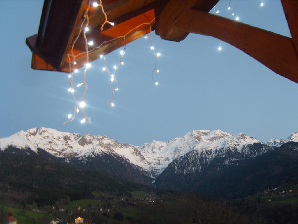 Gite Au Coeur Du Chalet En Belledonne Vers Prapoutel Les 7 Laux Sainte-Agnès Dış mekan fotoğraf